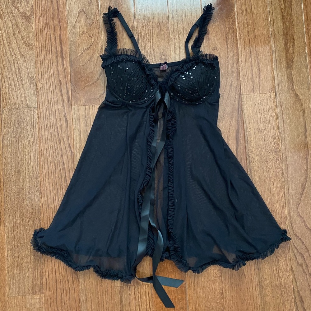 Victoria's Secret Sexy little things Sheer front tie baby doll Chemise in Black